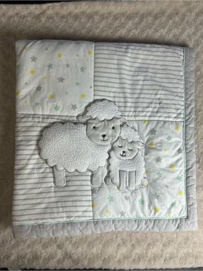 Child of Mine by Carter's Lamb Stars Baby Blanket Comforter Quilt Gray White